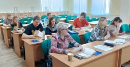 Новые лидеры профсоюза на учебе в Соликамске .